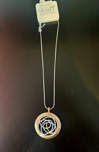 Two Tone Modern Necklace (Takobia)